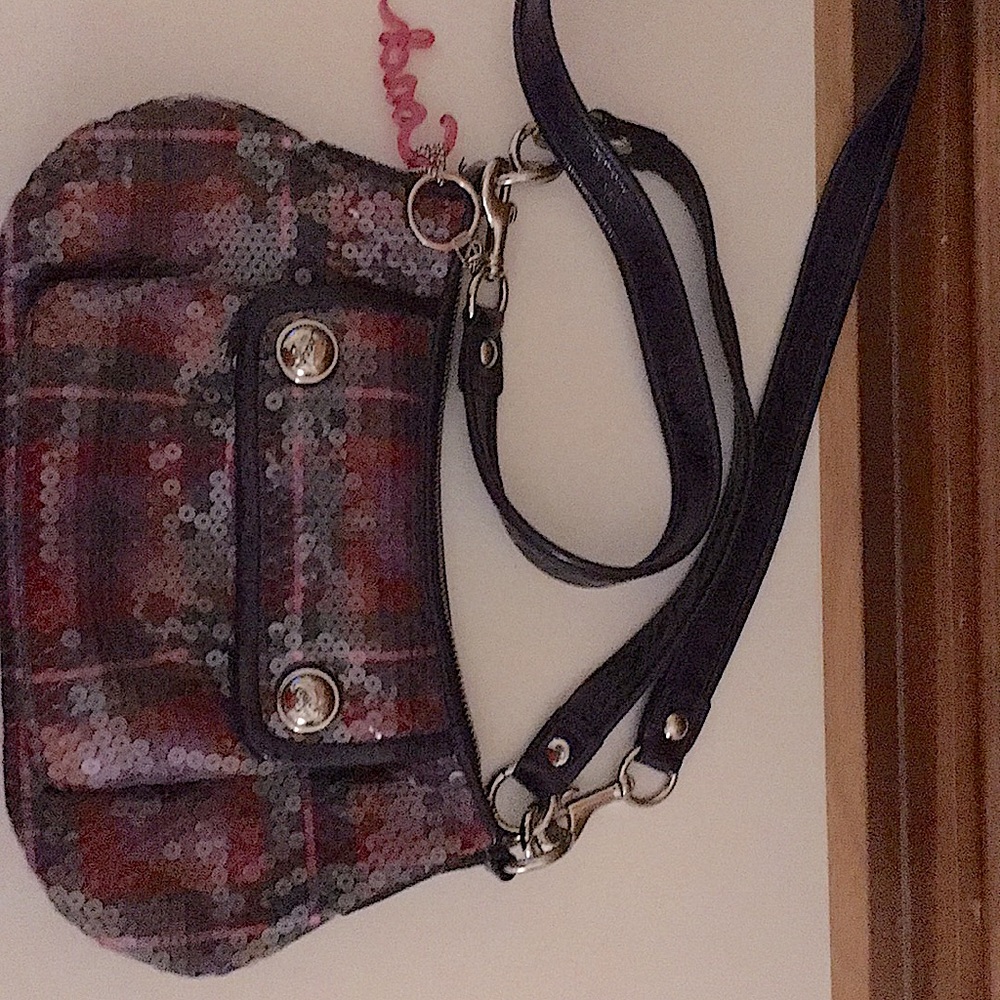 New condition vintage special Ed. Coach handbag